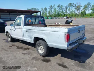 1992 Ford Ranger XLT with VIN 1FTCR10X3NUB44356, listed as a IAAI auction lot 41995985 with 474,423 mi miles. Bid and sale history available at carsss.com. Image 3.
