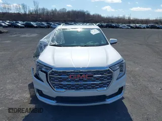 2024 GMC Terrain Denali with VIN 3GKALXEG7RL199997, listed as a IAAI auction lot 41856307 with 5,576 mi miles. Bid and sale history available at carsss.com. Image 12.