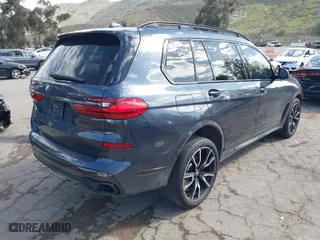 2021 BMW X7 xDrive40i with VIN 5UXCW2C05M9F76009, listed as a IAAI auction lot 41681992 with 48,565 mi miles. Bid and sale history available at carsss.com. Image 4.