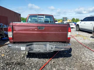 1998 Nissan Frontier XE z VIN 1N6DD26S9WC383015, wystawiony jako Copart lot #51453755 z przebiegiem 223 770 mil mil oraz Szkoda całkowita • Salvage title. Historia ofert i sprzedaży dostępna na DreamBid. Obrazek 6.