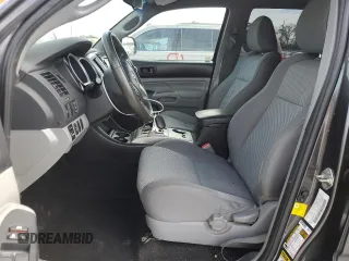 2014 Toyota Tacoma PreRunner with VIN 3TMKU4HN4EM040297, listed as a Copart auction lot 86418894 with 111,626 mi miles and Salvage title. Bid and sale history available at DreamBid. Image 7.