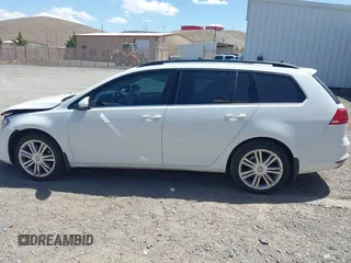 2015 Volkswagen Golf SportWagen TDI SE with VIN 3VWCA7AU2FM507053, listed as a IAAI auction lot 42117396 with 124,946 mi miles. Bid and sale history available at carsss.com. Image 14.