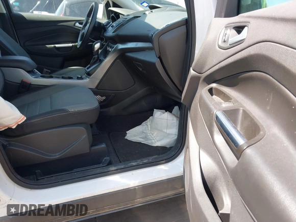 2016 Ford Escape SE with VIN 1FMCU9GXXGUC29728, listed as a IAAI auction lot 41857102 with 161,148 mi miles. Bid and sale history available at carsss.com. Image 5.