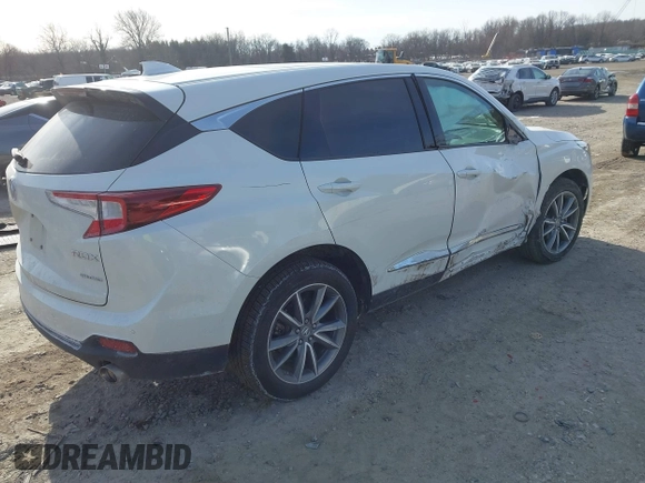 2020 Acura RDX Technology with VIN 5J8TC2H52LL033263, listed as a IAAI auction lot 41293471 with 62,393 mi miles and . Bid and sale history available at DreamBid. Image 4.