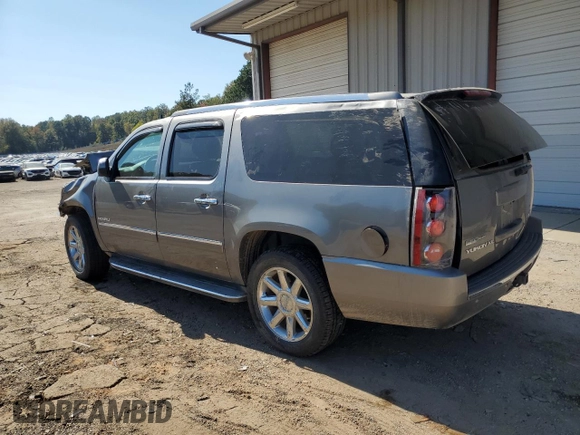 2012 GMC Yukon XL Denali with VIN 1GKS1MEF2CR223865, listed as a Copart auction lot 77574634 with 139,217 mi miles and Salvage Title. Bid and sale history available at carsss.com. Image 2.