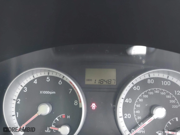 2008 Hyundai Accent SE with VIN KMHCN36C58U070319, listed as a IAAI auction lot 42010544 with 118,487 mi miles. Bid and sale history available at carsss.com. Image 14.