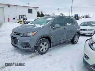 2020 Chevrolet Trax LS with VIN 3GNCJNSB8LL233497, listed as a IAAI auction lot 41645144 with 64,948 mi miles. Bid and sale history available at carsss.com. Image 2.
