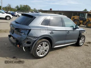 2020 Audi Q5 Prestige with VIN WA1CNAFY7L2030679, listed as a Copart auction lot 69917644 with 81,614 mi miles and Salvage title. Bid and sale history available at DreamBid. Image 3.