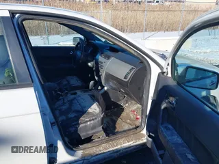 2010 Ford Focus SEL with VIN 1FAHP3HN3AW278475, listed as a IAAI auction lot 41637113 with 0 mi miles. Bid and sale history available at carsss.com. Image 5.