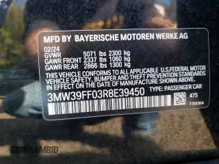 2024 BMW 3 Series 330e with VIN 3MW39FF03R8E39450, listed as a Copart auction lot 85522564 with 16,137 mi miles and Clean Title. Bid and sale history available at carsss.com. Image 13.