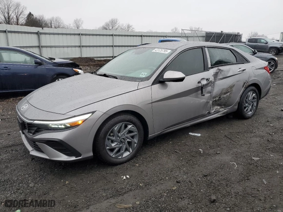 2024 Hyundai Elantra Hybrid Blue with VIN KMHLM4DJ2RU118192, listed as a Copart auction lot 43125795 with 10,369 mi miles and Salvage Title. Bid and sale history available at carsss.com. Image 1.