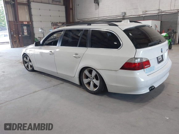 2007 BMW 5 Series 530xi with VIN WBANN73507CN03752, listed as a IAAI auction lot 42786572 with 250,683 mi miles and . Bid and sale history available at DreamBid. Image 3.