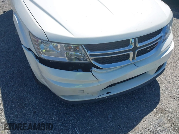 2014 Dodge Journey SE with VIN 3C4PDCAB9ET121415, listed as a IAAI auction lot 42138601 with 157,043 mi miles. Bid and sale history available at carsss.com. Image 6.