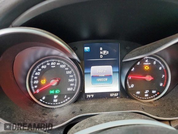 2015 Mercedes-Benz C 300 Luxury with VIN 55SWF4KBXFU007870, listed as a Copart auction lot 63792555 with 188,328 mi miles and Clean title. Bid and sale history available at DreamBid. Image 9.
