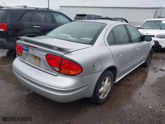 2004 Oldsmobile Alero GL1 with VIN 1G3NL52F94C197573, listed as a IAAI auction lot 41943712 with 170,224 mi miles. Bid and sale history available at carsss.com. Image 4.
