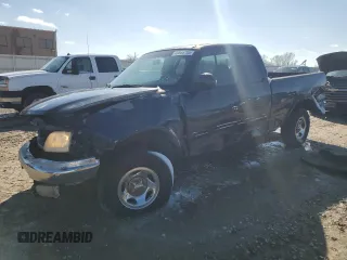 2000 Ford F-150 XL with VIN 1FTRX18W0YKA46560, listed as a Copart auction lot 46865705 with 237,884 mi miles and Salvage Title. Bid and sale history available at carsss.com. Image 1.