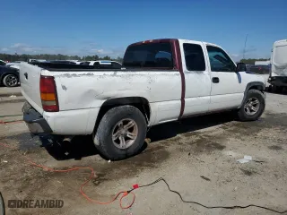 2001 Chevrolet Silverado 1500 LS with VIN 2GCEC19V411184365, listed as a Copart auction lot 48787115 with 313,642 mi miles and Salvage Title. Bid and sale history available at carsss.com. Image 3.