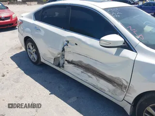 2015 Nissan Altima S with VIN 1N4AL3AP5FN405734, listed as a IAAI auction lot 42059082 with 90,651 mi miles and . Bid and sale history available at DreamBid. Image 6.