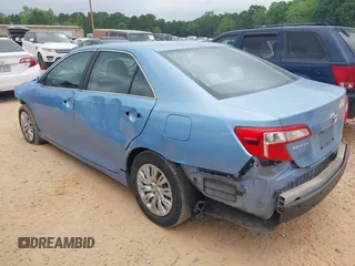 2013 Toyota Camry L with VIN 4T1BF1FK0DU694866, listed as a IAAI auction lot 42096028 with 260,525 mi miles and . Bid and sale history available at DreamBid. Image 3.