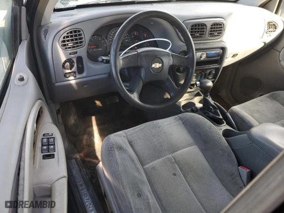 2005 Chevrolet TrailBlazer LS with VIN 1GNET16S356185474, listed as a Copart auction lot 43398405 with 0 mi miles and Salvage Title. Bid and sale history available at carsss.com. Image 8.