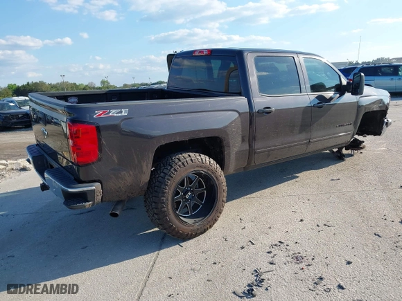 2015 Chevrolet Silverado 1500 LT with VIN 3GCUKREC0FG504717, listed as a IAAI auction lot 41668156 with 79,641 mi miles. Bid and sale history available at carsss.com. Image 4.