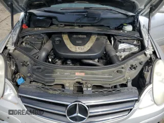 2009 Mercedes-Benz R 3.5L with VIN 4JGCB65E99A091836, listed as a Copart auction lot 53482365 with 231,540 mi miles and Clean Title. Bid and sale history available at DreamBid. Image 11.