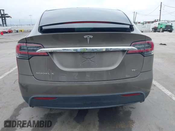 2016 Tesla Model X 70D with VIN 5YJXCBE22GF017499, listed as a IAAI auction lot 42192962 with 103,430 mi miles and . Bid and sale history available at DreamBid. Image 16.