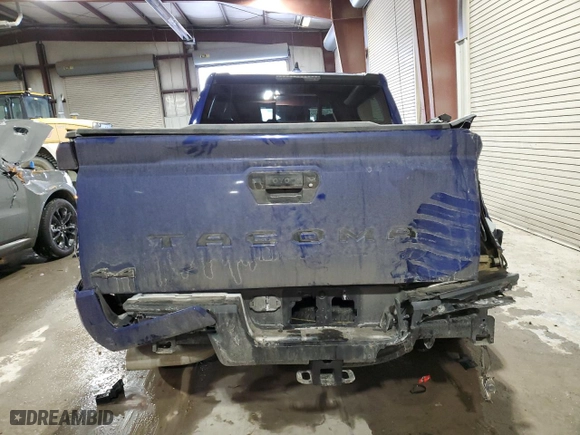 2024 Toyota Tacoma 4WD SR5 with VIN 3TMLB5JNXRM009104, listed as a Copart auction lot 89362195 with 7,724 mi miles and Salvage Title. Bid and sale history available at carsss.com. Image 6.