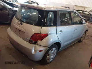2005 Scion xA z VIN JTKKT604450093627, wystawiony jako IAAI lot #41677065 z przebiegiem 144 397 mil mil oraz . Historia ofert i sprzedaży dostępna na DreamBid. Obrazek 4.