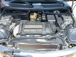2006 MINI Convertible S with VIN WMWRH33516TF89141, listed as a IAAI auction lot 42273093 with 174,772 mi miles and . Bid and sale history available at DreamBid. Image 10.
