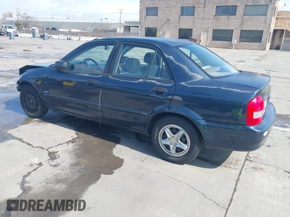 1999 Mazda Protege DX z VIN JM1BJ2229X0189290, wystawiony jako IAAI lot #41796448 z przebiegiem 281 528 mil mil oraz . Historia ofert i sprzedaży dostępna na DreamBid. Obrazek 3.