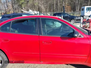 2004 Pontiac Grand Am SE1 with VIN 1G2NF52E84C102696, listed as a IAAI auction lot 41363904 with 217,905 mi miles. Bid and sale history available at carsss.com. Image 13.