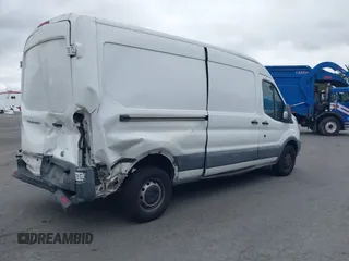 2017 Ford Transit с VIN 1FTYR2CM9HKA88064, выставлен на аукционе IAAI как лот 42194542 с пробегом 103 225 миль миль и . История ставок и продаж доступна на DreamBid. Изображение 4.