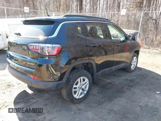 2021 Jeep Compass Freedom with VIN 3C4NJDAB0MT556781, listed as a IAAI auction lot 41601405 with 42,783 mi miles and . Bid and sale history available at carsss.com. Image 4.