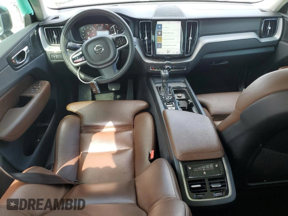 2019 Volvo XC60 Inscription with VIN LYVA22RLXKB215043, listed as a Copart auction lot 55011925 with 71,709 mi miles and Salvage title. Bid and sale history available at DreamBid. Image 8.