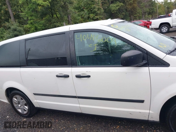 2011 Dodge Grand Caravan Cargo with VIN 2D4RN1AG5BR601684, listed as a IAAI auction lot 40406009 with 207,242 mi miles. Bid and sale history available at carsss.com. Image 13.