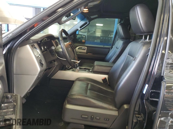 2013 Ford Expedition Max Limited z VIN 1FMJK2A50DEF13130, wystawiony jako Copart lot #62596925 z przebiegiem 101 446 mil mil oraz Szkoda całkowita • Salvage title. Historia ofert i sprzedaży dostępna na DreamBid. Obrazek 7.