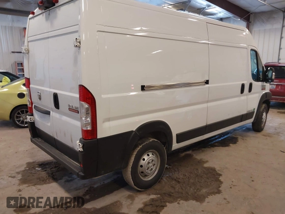 2022 Ram ProMaster Cargo with VIN 3C6LRVDG8NE123381, listed as a IAAI auction lot 41719262 with 123,655 mi miles and . Bid and sale history available at DreamBid. Image 4.