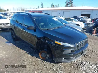 2018 Jeep Cherokee Latitude with VIN 1C4PJLCX9JD612018, listed as a IAAI auction lot 41526139 with 68,748 mi miles. Bid and sale history available at carsss.com. Image 1.