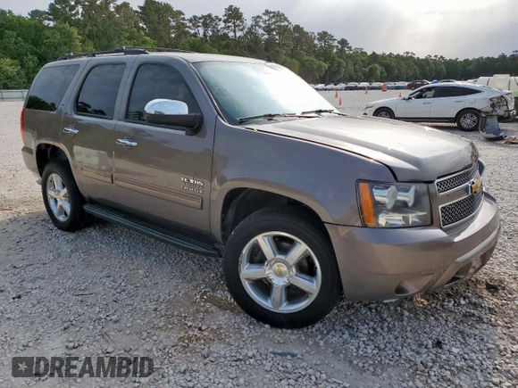 2013 Chevrolet Tahoe LT z VIN 1GNSCBE02DR364014, wystawiony jako Copart lot #57785315 z przebiegiem 149 977 mil mil oraz Szkoda całkowita • Salvage title. Historia ofert i sprzedaży dostępna na DreamBid. Obrazek 4.