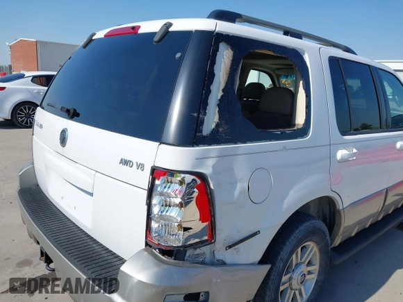2002 Mercury Mountaineer with VIN 4M2DU86W02UJ21875, listed as a IAAI auction lot 41972193 with 154,699 mi miles and . Bid and sale history available at DreamBid. Image 6.