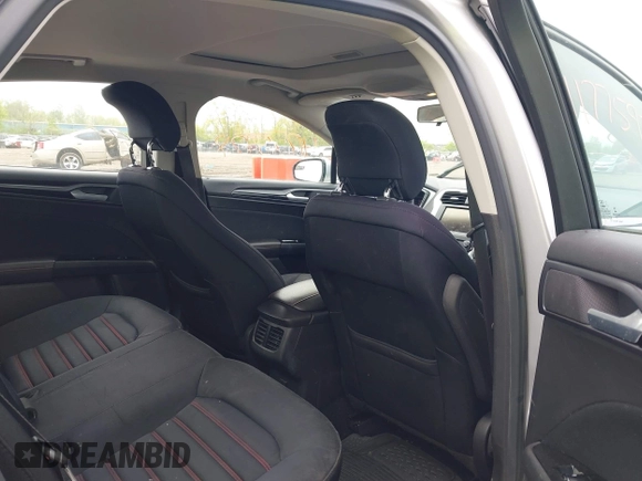 2013 Ford Fusion SE with VIN 3FA6P0HR5DR199082, listed as a IAAI auction lot 42191538 with 142,527 mi miles and . Bid and sale history available at DreamBid. Image 8.