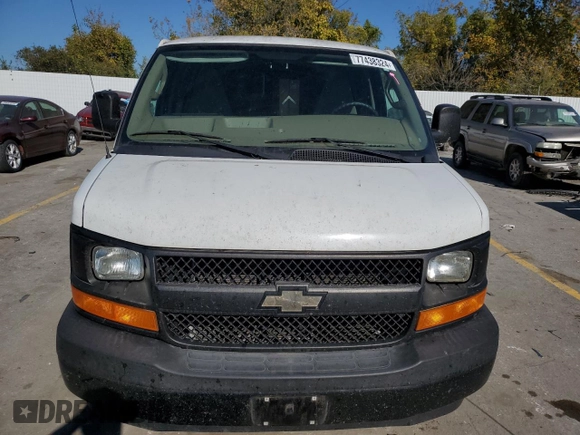 2017 Chevrolet Express Cargo Van with VIN 1GCWGBFG7H1135696, listed as a Copart auction lot 77438324 with 100,675 mi miles and Salvage Title. Bid and sale history available at carsss.com. Image 5.