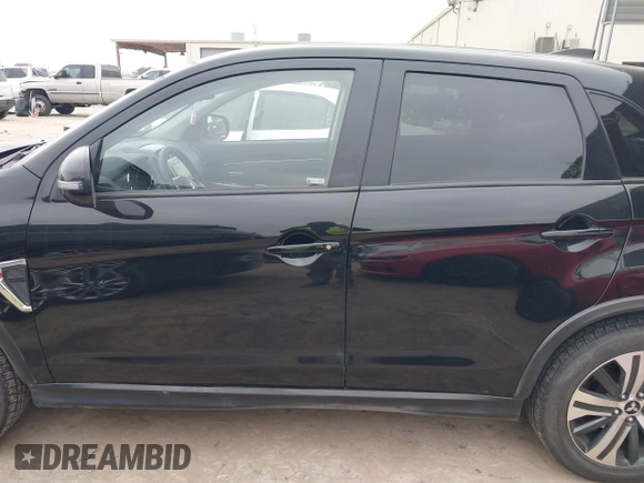 2020 Mitsubishi Outlander Sport SE 2.0 with VIN JA4AP4AU0LU023519, listed as a IAAI auction lot 41318430 with 116,565 mi miles. Bid and sale history available at carsss.com. Image 14.
