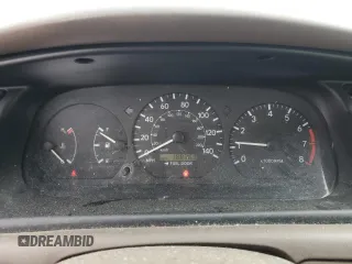 2000 Toyota Camry CE z VIN 4T1BG22K6YU991932, wystawiony jako Copart lot #55588155 z przebiegiem 188 363 mil mil oraz Szkoda całkowita • Salvage title. Historia ofert i sprzedaży dostępna na DreamBid. Obrazek 9.