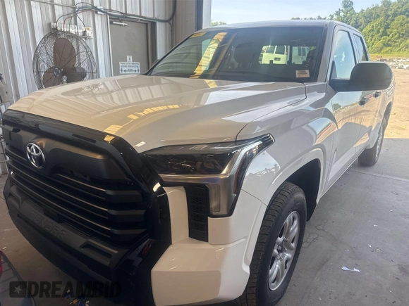 2022 Toyota Tundra SR with VIN 5TFKB5DAXNX006096, listed as a IAAI auction lot 42727998 with 44,389 mi miles and . Bid and sale history available at DreamBid. Image 15.
