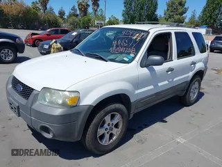 2006 Ford Escape XLT с VIN 1FMCU03166KC27627, выставлен на аукционе IAAI как лот 42317217 с пробегом 167 738 миль миль и . История ставок и продаж доступна на DreamBid. Изображение 6.