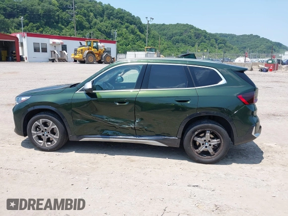 2024 BMW X1 xDrive28i with VIN WBX73EF0XR5Z23986, listed as a IAAI auction lot 42429719 with 13,381 mi miles and . Bid and sale history available at DreamBid. Image 14.