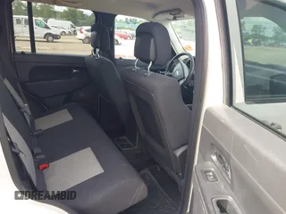 2010 Jeep Liberty Sport z VIN 1J4PN2GKXAW113367, wystawiony jako IAAI lot #42743577 z przebiegiem 118 063 mil mil oraz . Historia ofert i sprzedaży dostępna na DreamBid. Obrazek 8.