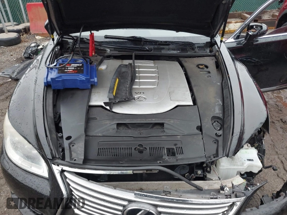 2013 Lexus LS 460 L with VIN JTHDL5EF4D5005941, listed as a IAAI auction lot 41462154 with 144,937 mi miles and . Bid and sale history available at DreamBid. Image 10.